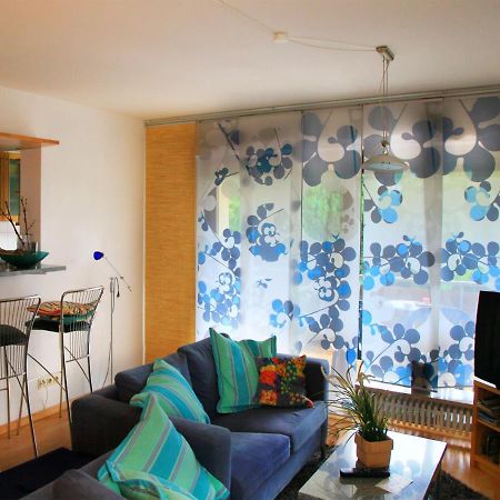 Immenstaad: Grosse Ferienwohnung 이멘슈타트암보덴지 외부 사진