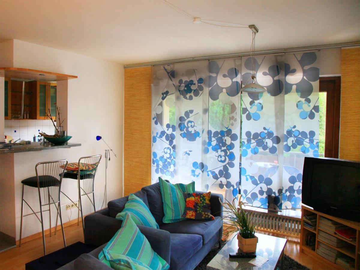 Immenstaad: Grosse Ferienwohnung 이멘슈타트암보덴지 외부 사진